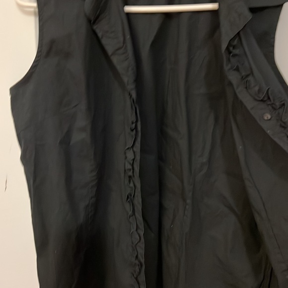 Susanne’s button down vest blouse - Picture 6 of 7